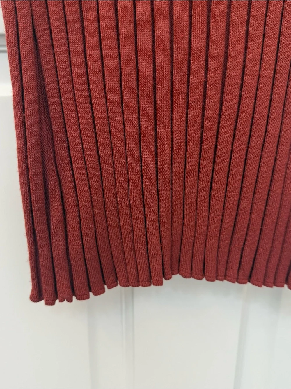 Halogen Ribbed sweater midi skirt